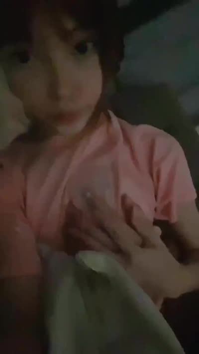 Me1adinha Getting Her Tits Fondled